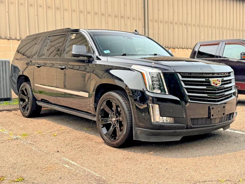 Auction sale of the 2018 Cadillac Escalade, vin: 1GYS4KKJ3JR396298, lot number: 62457876