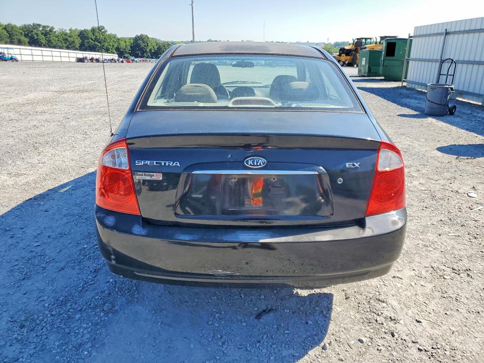 60470786 :رقم المزاد ، KNAFE121865285465 vin ، 2006 Kia Spectra مزاد بيع
