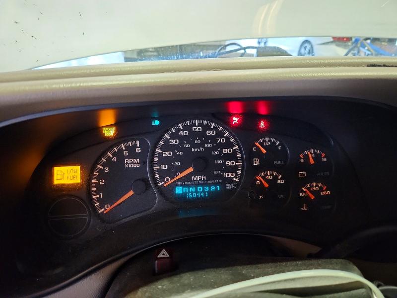 2002 Chevrolet Tahoe მანქანა იყიდება აუქციონზე, vin: 1GNEC13TX2R252210, აუქციონის ნომერი: 59303776