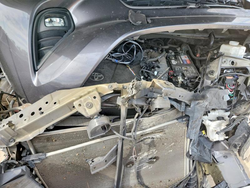 Продажа на аукционе авто 2022 Toyota Highlander, vin: 5TDGZRAH6NS105675, номер лота: 59726076