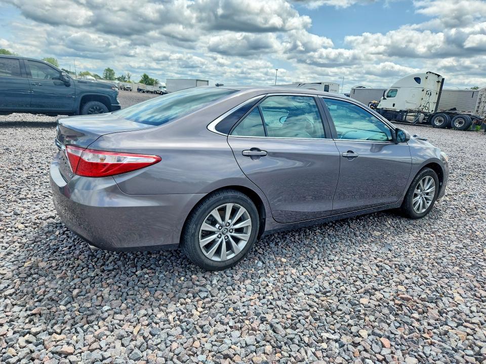 2016 Toyota Camry მანქანა იყიდება აუქციონზე, vin: 4T1BF1FK6GU595604, აუქციონის ნომერი: 61806166