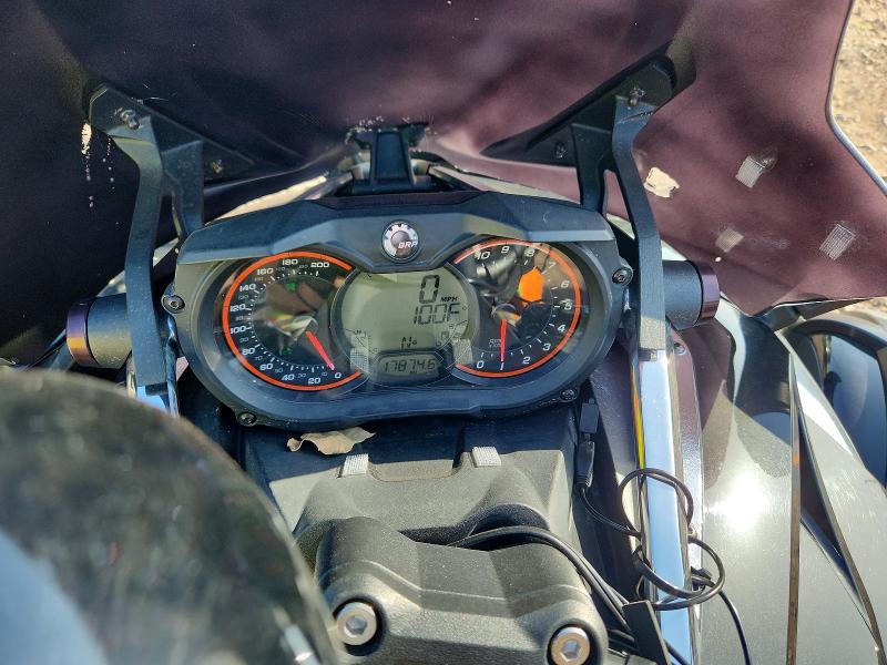 58691986 :رقم المزاد ، 2BXRDDD28FV003992 vin ، 2015 Can-am Spyder Roadster مزاد بيع