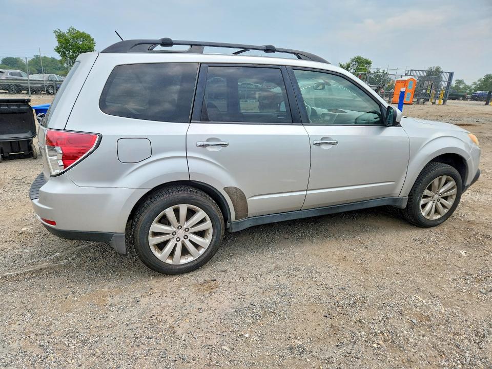62698236 :رقم المزاد ، JF2SHBDC5BH701253 vin ، 2011 Subaru Forester مزاد بيع