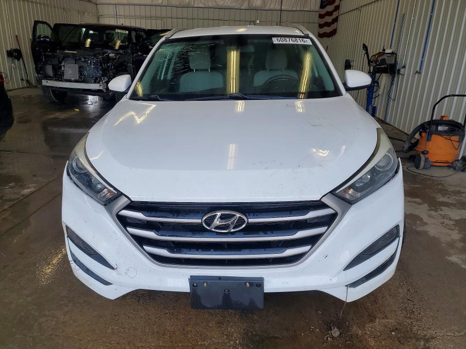 60876816 :رقم المزاد ، KM8J3CA46JU713599 vin ، 2018 Hyundai Tucson مزاد بيع