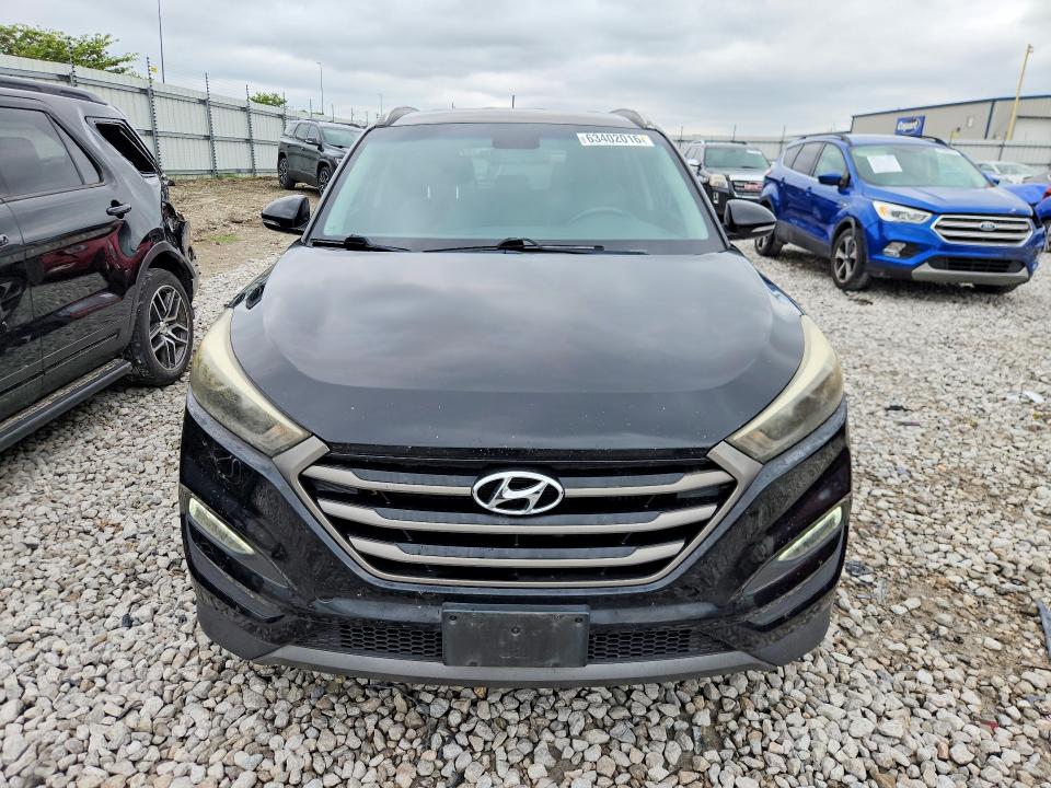 63402016 :رقم المزاد ، KM8J3CA26GU177289 vin ، 2016 Hyundai Tucson مزاد بيع
