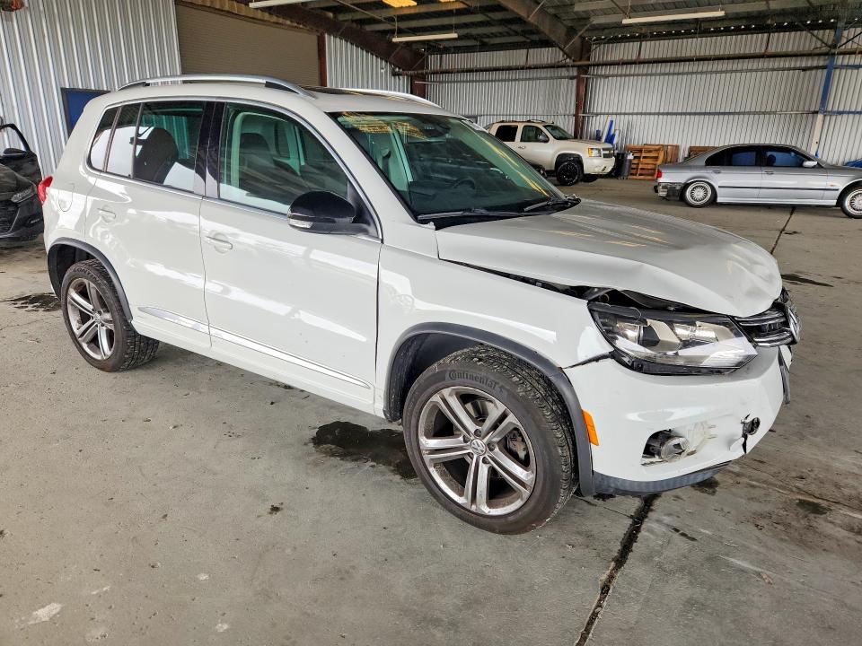 Продаж на аукціоні авто 2017 Volkswagen Tiguan, vin: WVGUV7AX0HK037522, номер лоту: 60693826