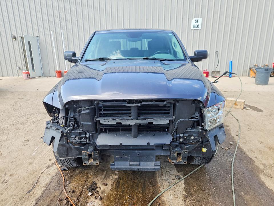 59119756 :رقم المزاد ، 1C6RR7LT1FS557161 vin ، 2015 Ram 1500 مزاد بيع