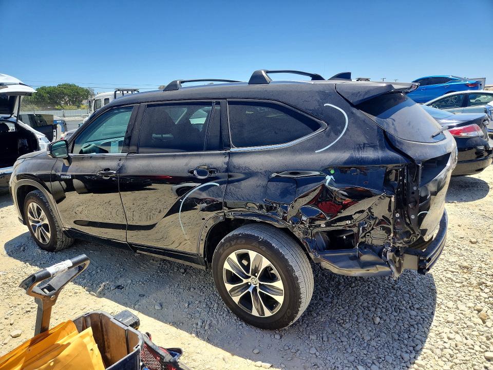 59669376 :رقم المزاد ، 5TDHBRCH8MS533574 vin ، 2021 Toyota Highlander مزاد بيع