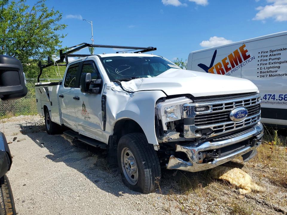 2025 Ford F350 Supe მანქანა იყიდება აუქციონზე, vin: 1FD8W3FN8SEC57575, აუქციონის ნომერი: 61989406