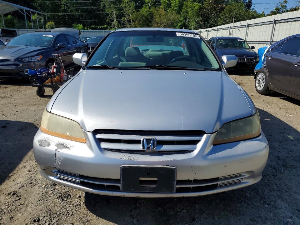 59309796 :رقم المزاد ، 1HGCG66821A012950 vin ، 2001 Honda Accord مزاد بيع