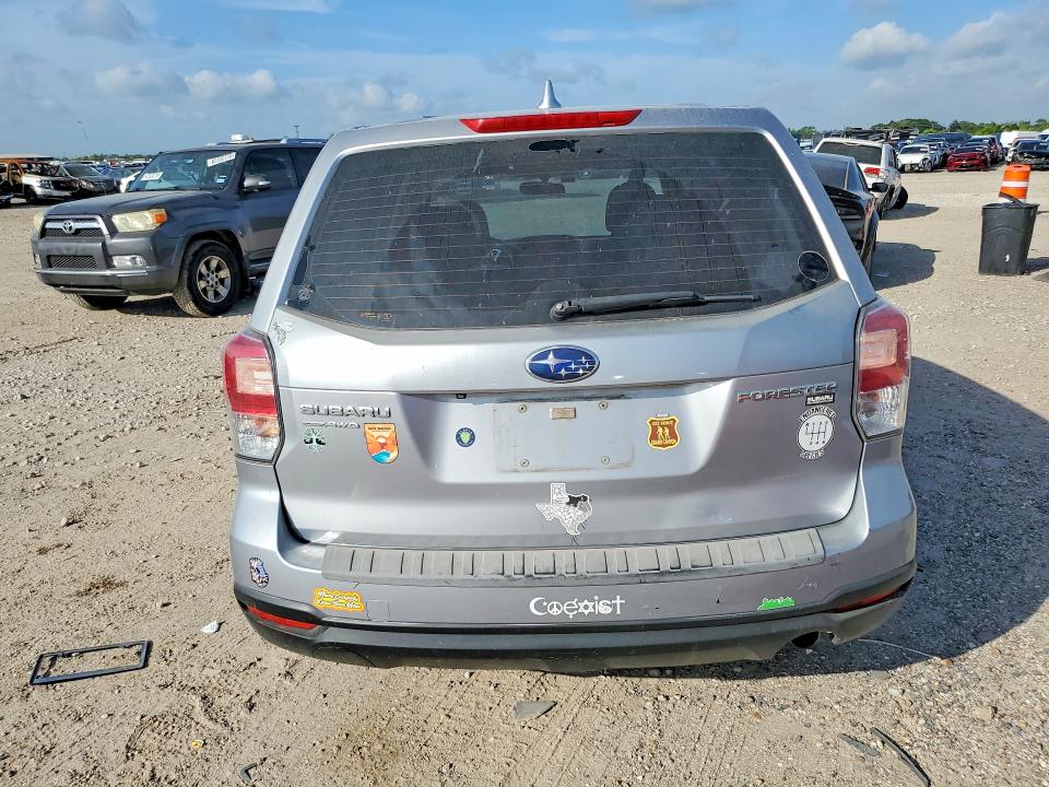 62940556 :رقم المزاد ، JF2SJAAC7JG443843 vin ، 2018 Subaru Forester مزاد بيع