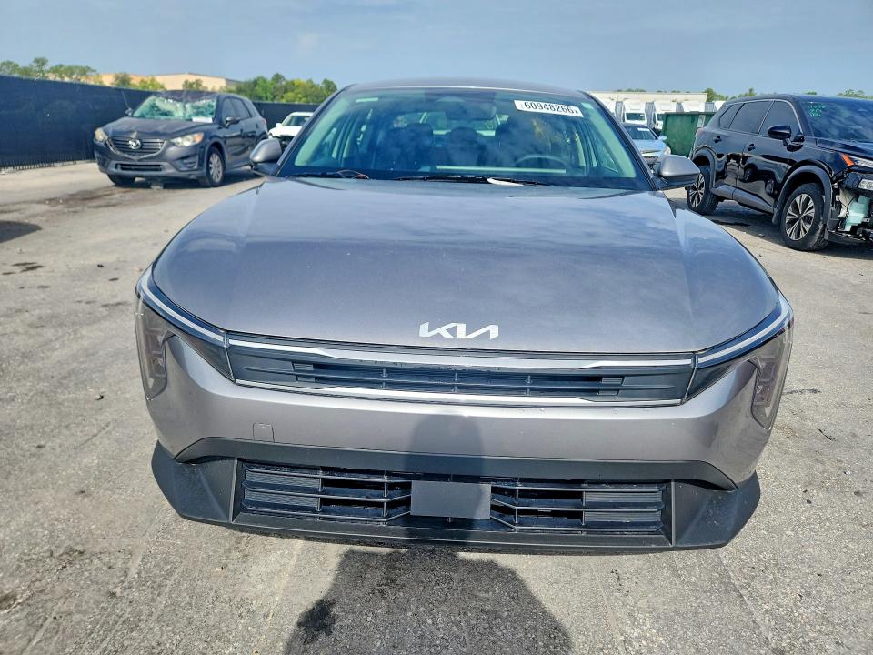 60948266 :رقم المزاد ، 3KPFT4DE7SE188508 vin ، 2025 Kia K4 مزاد بيع