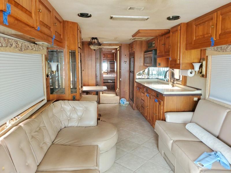 62427486 :رقم المزاد ، 1RF120610R1011028 vin ، 1994 Roadmaster Rail Executive Signature مزاد بيع
