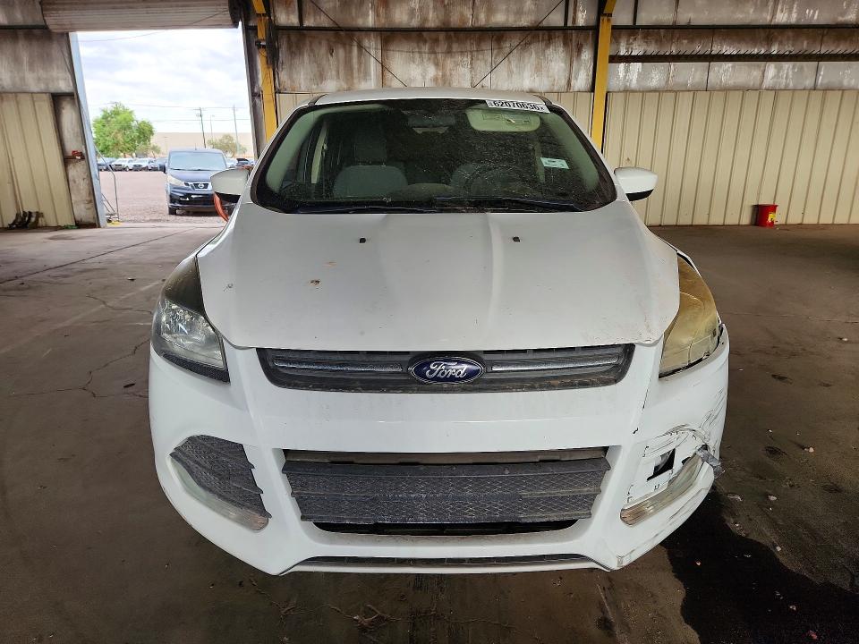 62070636 :رقم المزاد ، 1FMCU0G71FUA92673 vin ، 2015 Ford Escape مزاد بيع