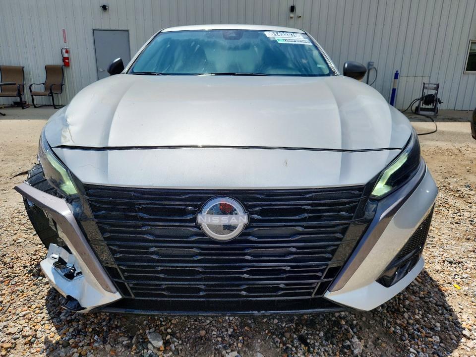 61432076 :رقم المزاد ، 1N4BL4DW0TN316372 vin ، 2026 Nissan Altima مزاد بيع