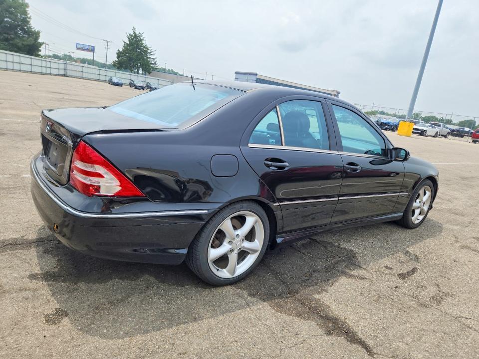2005 Mercedes-benz C მანქანა იყიდება აუქციონზე, vin: WDBRF40J95F566442, აუქციონის ნომერი: 61725606