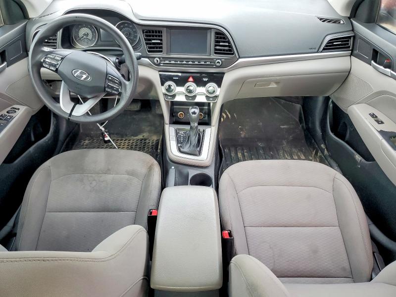61279526 :رقم المزاد ، 5NPD84LF8KH420158 vin ، 2019 Hyundai Elantra مزاد بيع