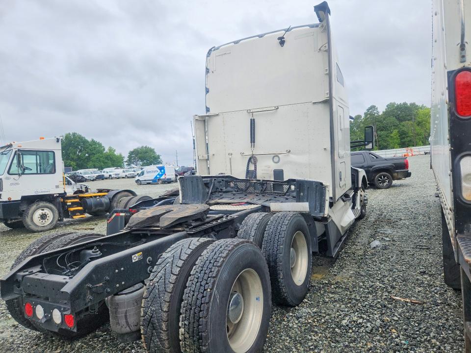 60483056 :رقم المزاد ، 1XKYDP9X1PJ227142 vin ، 2023 Kenworth Kenworth مزاد بيع
