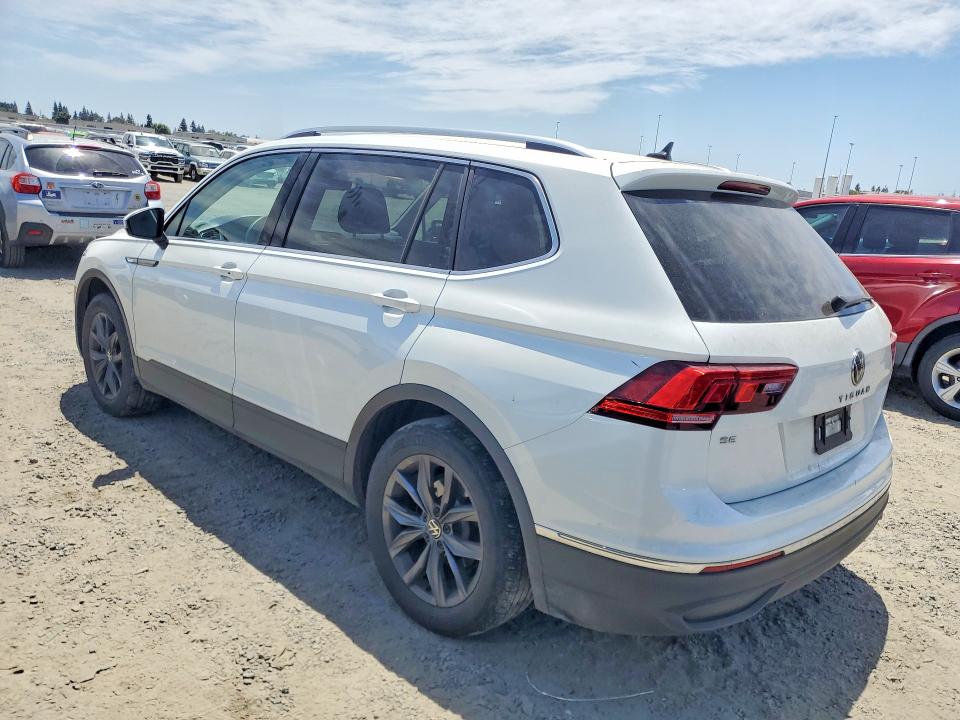 59361516 :رقم المزاد ، 3VV3B7AX9PM125048 vin ، 2023 Volkswagen Tiguan مزاد بيع