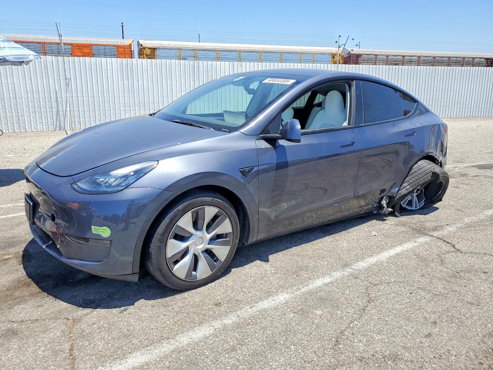 60650306 :رقم المزاد ، 7SAYGDEE8PA153151 vin ، 2023 Tesla Model Y مزاد بيع