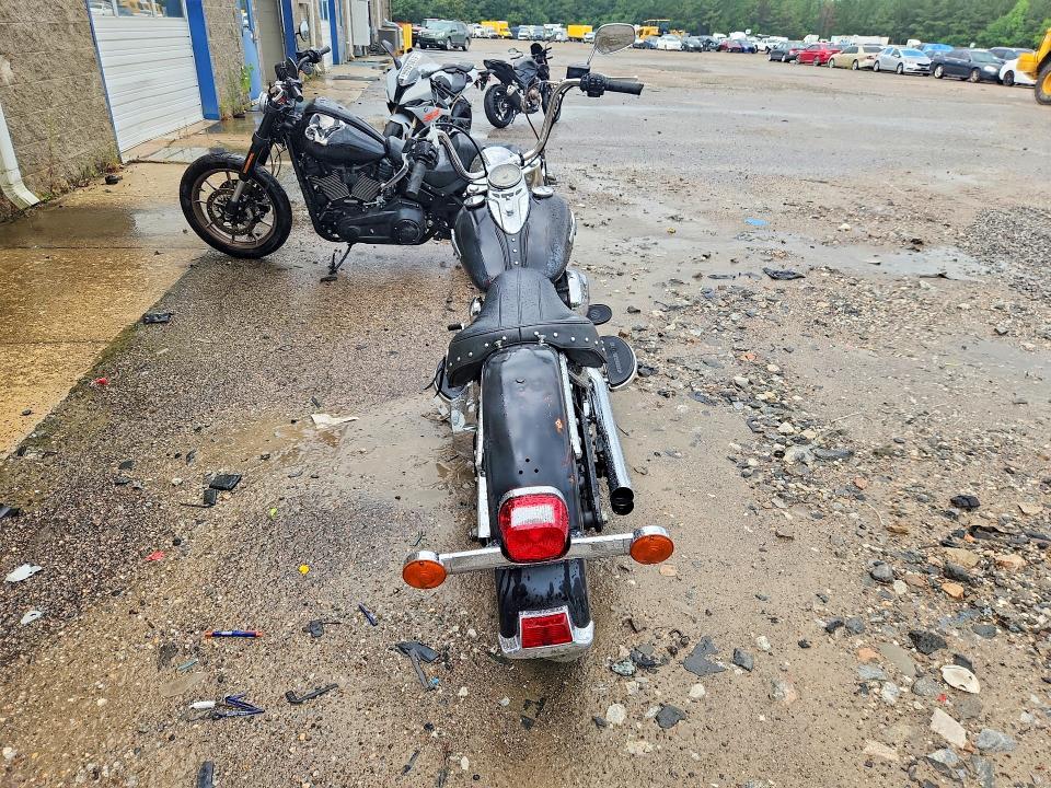 62285206 :رقم المزاد ، 1HD1BWV19HB034388 vin ، 2017 Harley-davidson Flstc مزاد بيع