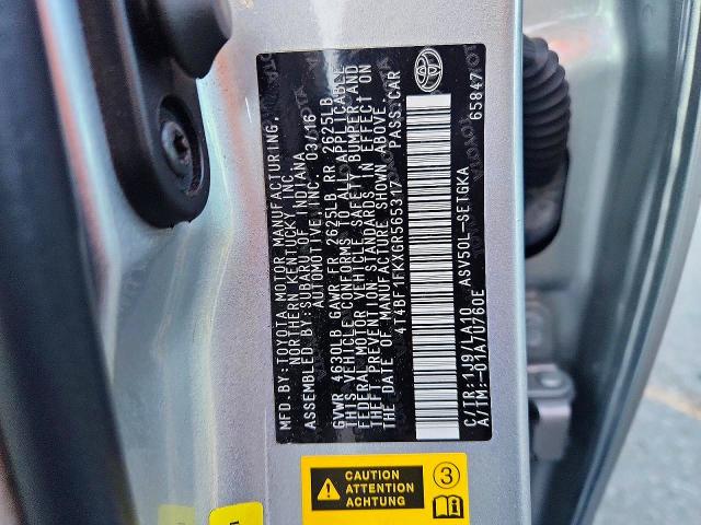 61557156 :رقم المزاد ، 4T4BF1FKXGR565317 vin ، 2016 Toyota Camry مزاد بيع