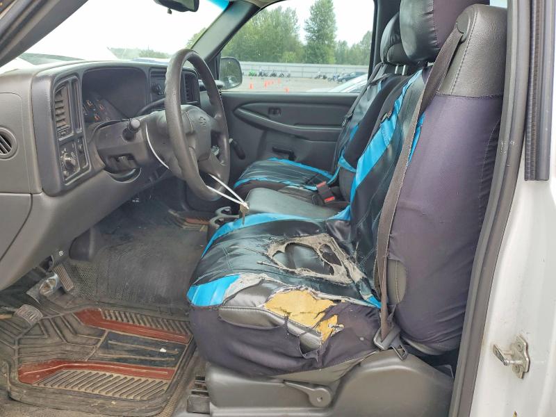 60476846 :رقم المزاد ، 1GCEC14X45Z168558 vin ، 2005 Chevrolet Silverado مزاد بيع