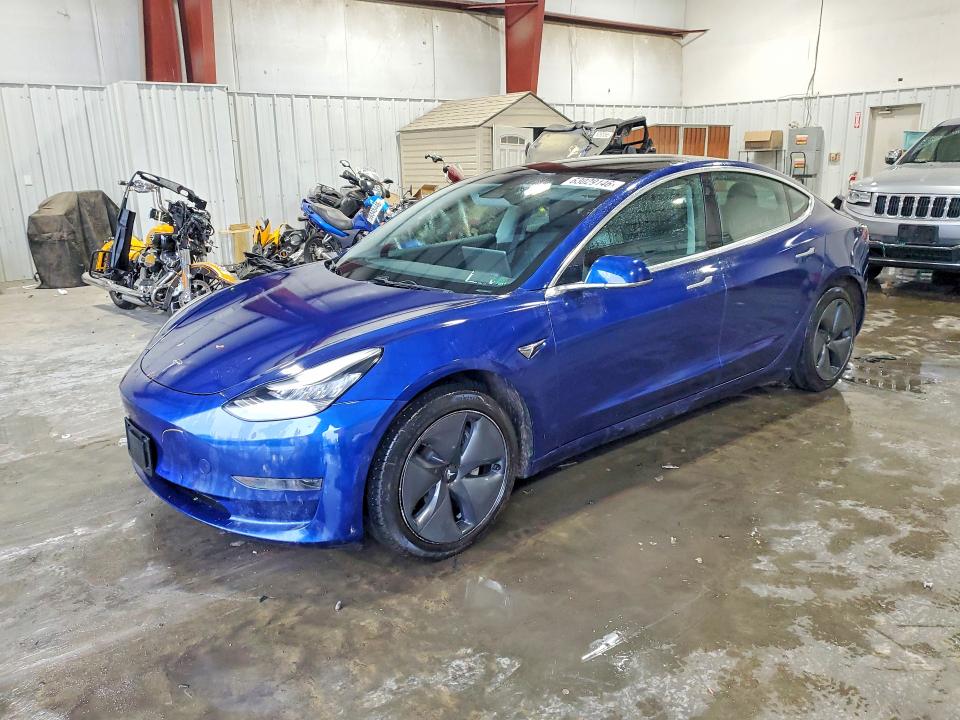 2020 Tesla Model 3 მანქანა იყიდება აუქციონზე, vin: 5YJ3E1EA6LF796880, აუქციონის ნომერი: 63029146
