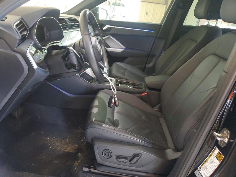 62293936 :رقم المزاد ، WA1EECF39P1119593 vin ، 2023 Audi Q3 مزاد بيع