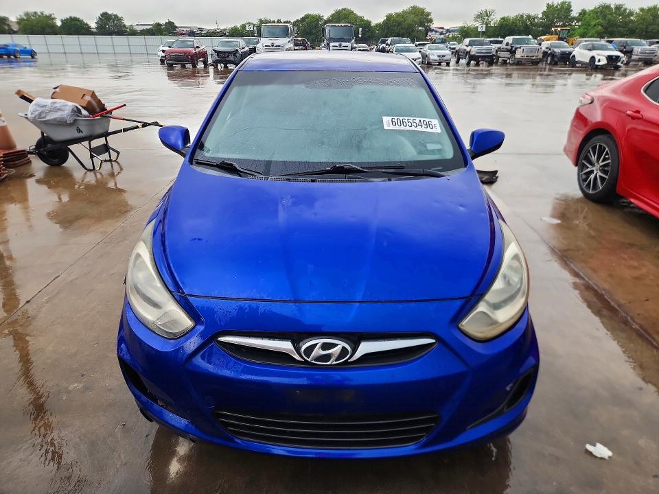 2013 Hyundai Accent მანქანა იყიდება აუქციონზე, vin: KMHCT5AE1DU108200, აუქციონის ნომერი: 60655496