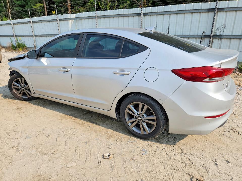 Продажа на аукционе авто 2017 Hyundai Elantra, vin: 5NPD84LFXHH120064, номер лота: 62537076
