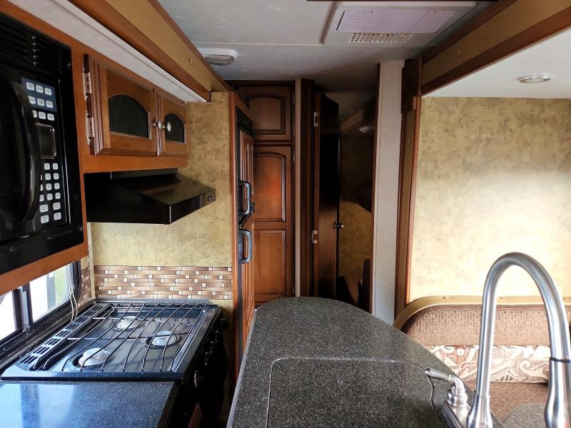 60604706 :رقم المزاد ، 5ZT2FEXB9DA009595 vin ، 2013 Other Coachman مزاد بيع