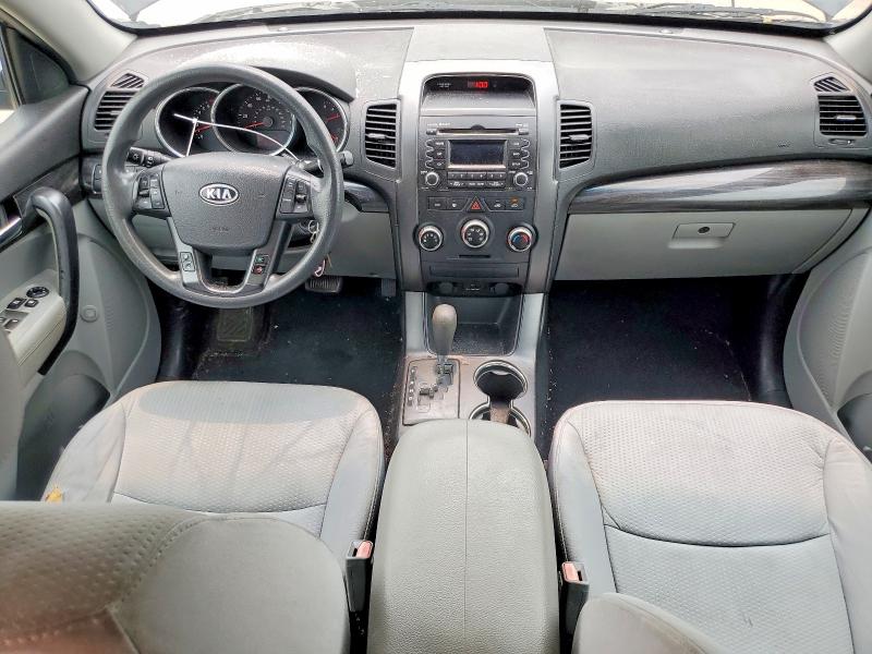 61193216 :رقم المزاد ، 5XYKT3A1XBG074743 vin ، 2011 Kia Sorento مزاد بيع