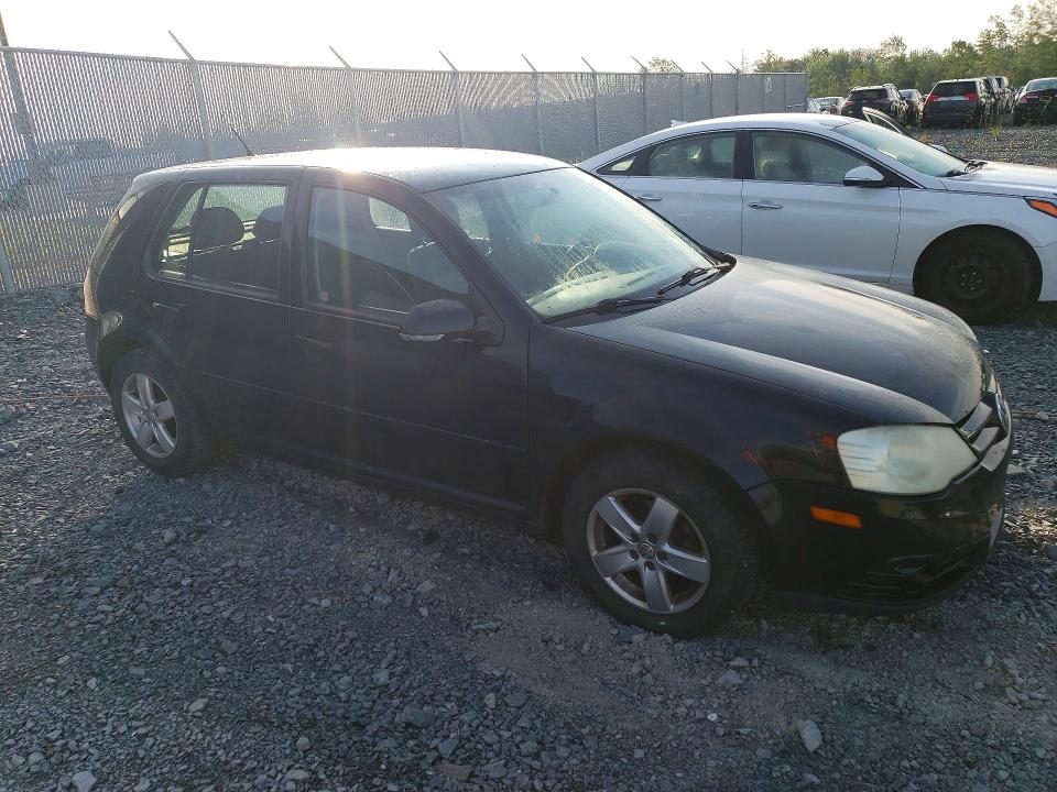 62153406 :رقم المزاد ، 9BWEL4BE2A4000241 vin ، 2010 Volkswagen City Golf مزاد بيع