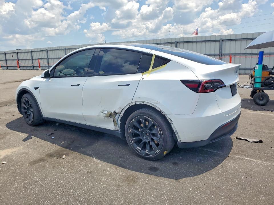 61284026 :رقم المزاد ، 7SAYGDEE3PA053510 vin ، 2023 Tesla Model Y مزاد بيع
