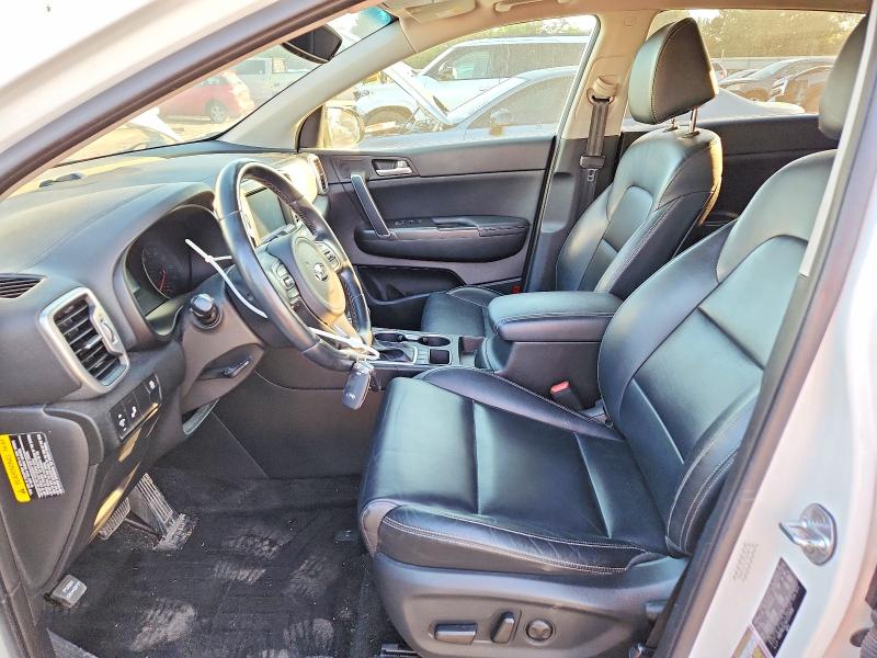 60388786 :رقم المزاد ، KNDPNCAC5H7220988 vin ، 2017 Kia Sportage مزاد بيع