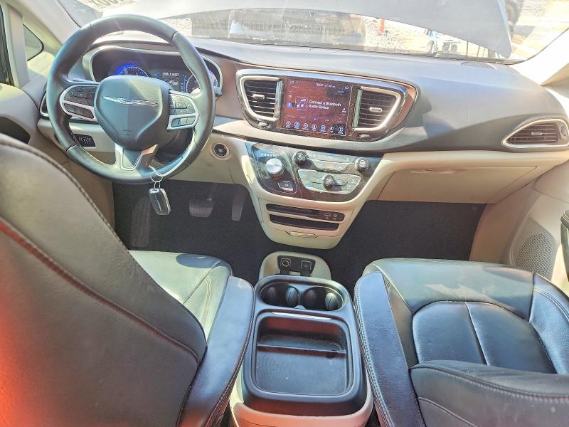 61367106 :رقم المزاد ، 2C4RC1BG5HR684527 vin ، 2017 Chrysler Pacifica مزاد بيع
