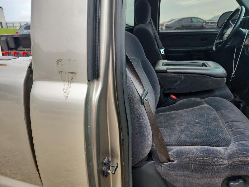 Aukcja sprzedaży 2002 Chevrolet Silverado, vin: 1GCEC14V42Z194281, numer aukcji: 61766476