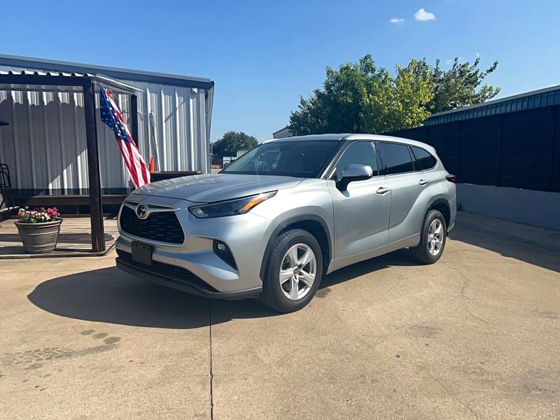 2022 Toyota Highlander მანქანა იყიდება აუქციონზე, vin: 5TDZZRAH3NS107358, აუქციონის ნომერი: 62347006