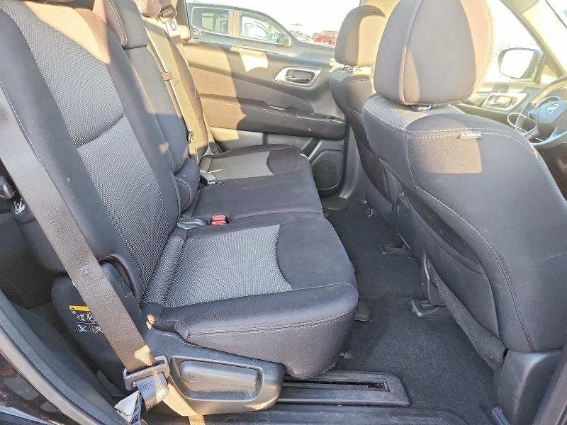 62814686 :رقم المزاد ، 5N1DR2MM0HC687762 vin ، 2017 Nissan Pathfinder مزاد بيع