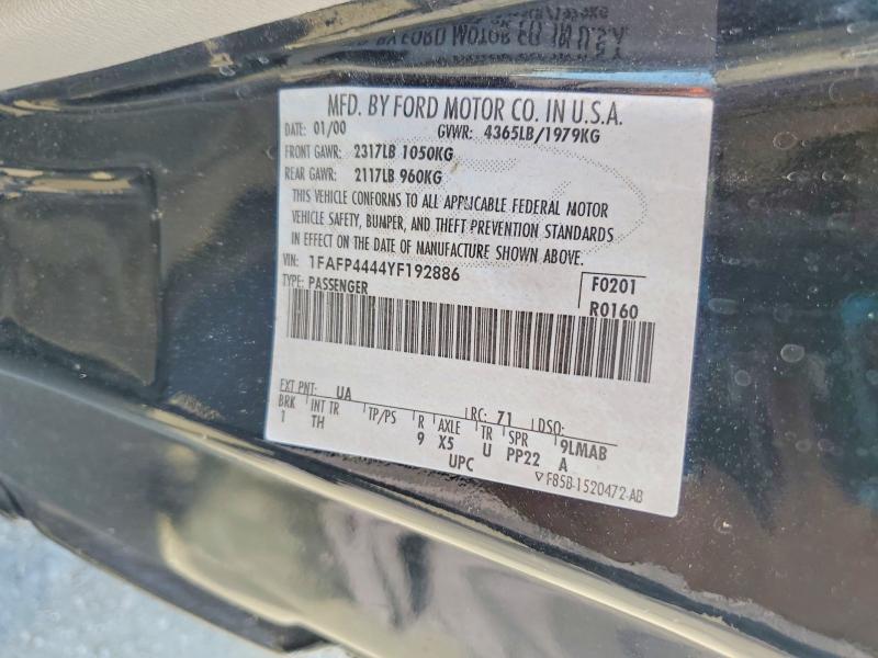 2000 Ford Mustang მანქანა იყიდება აუქციონზე, vin: 1FAFP4444YF192886, აუქციონის ნომერი: 61594476