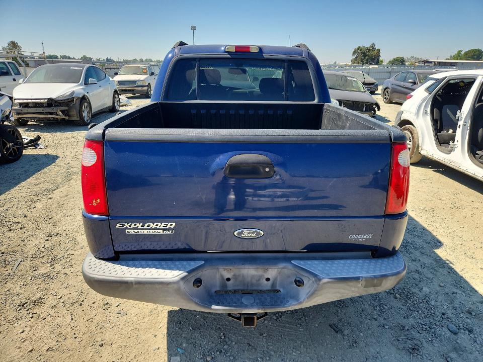 Auction sale of the 2004 Ford Explorer Sport Trac, vin: 1FMZU77K84UB23857, lot number: 62880476