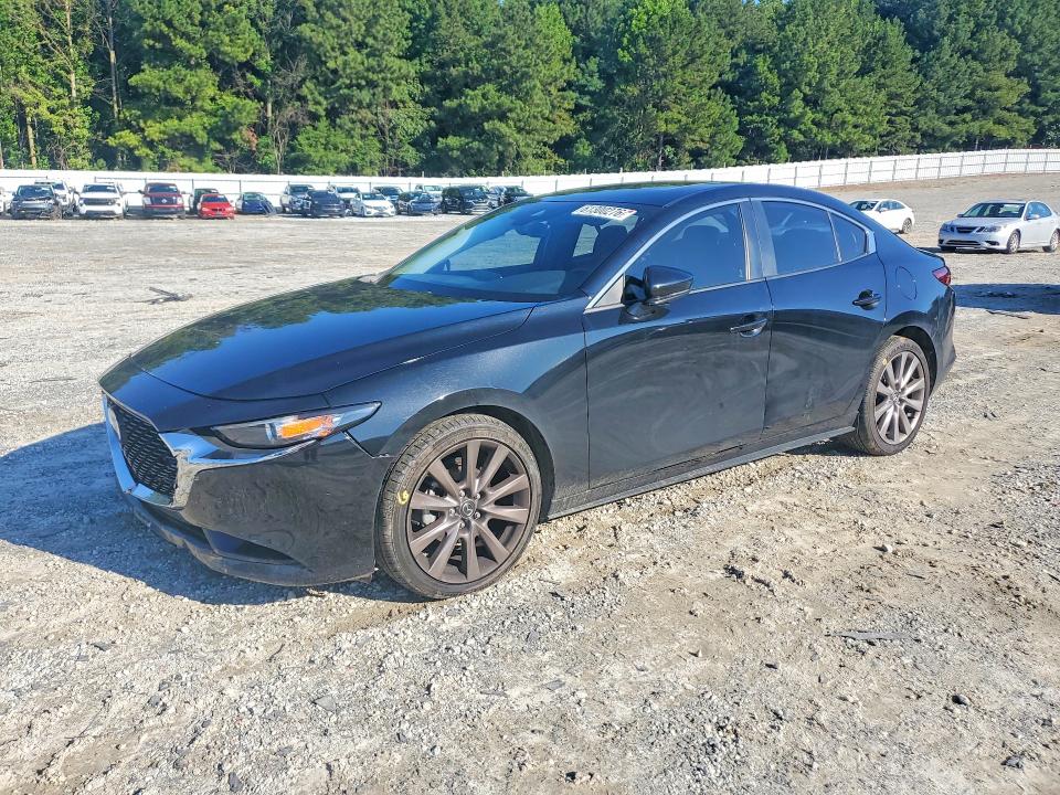 2021 Mazda 3 მანქანა იყიდება აუქციონზე, vin: JM1BPACL2M1308268, აუქციონის ნომერი: 61300276