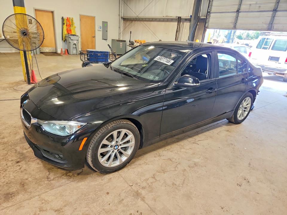 2017 Bmw 320 მანქანა იყიდება აუქციონზე, vin: WBA8E5G36HNU45257, აუქციონის ნომერი: 59077166