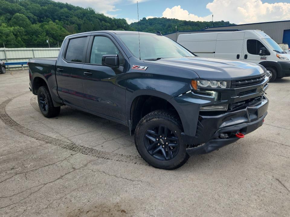 60423376 :رقم المزاد ، 1GCPYFED3MZ393449 vin ، 2021 Chevrolet Silverado مزاد بيع