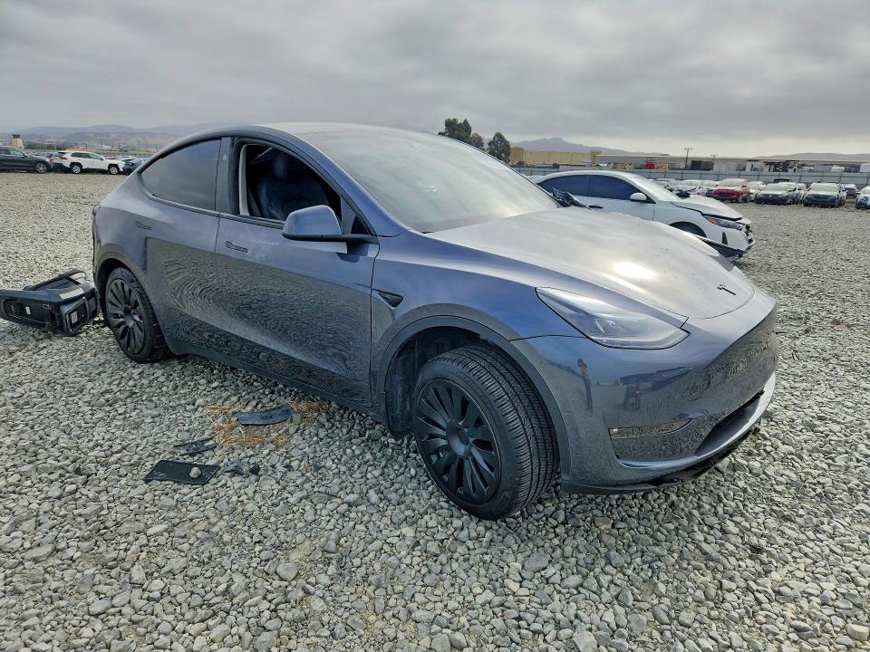 Продажа на аукционе авто 2023 Tesla Model Y, vin: 7SAYGDEE6PF791983, номер лота: 59680086