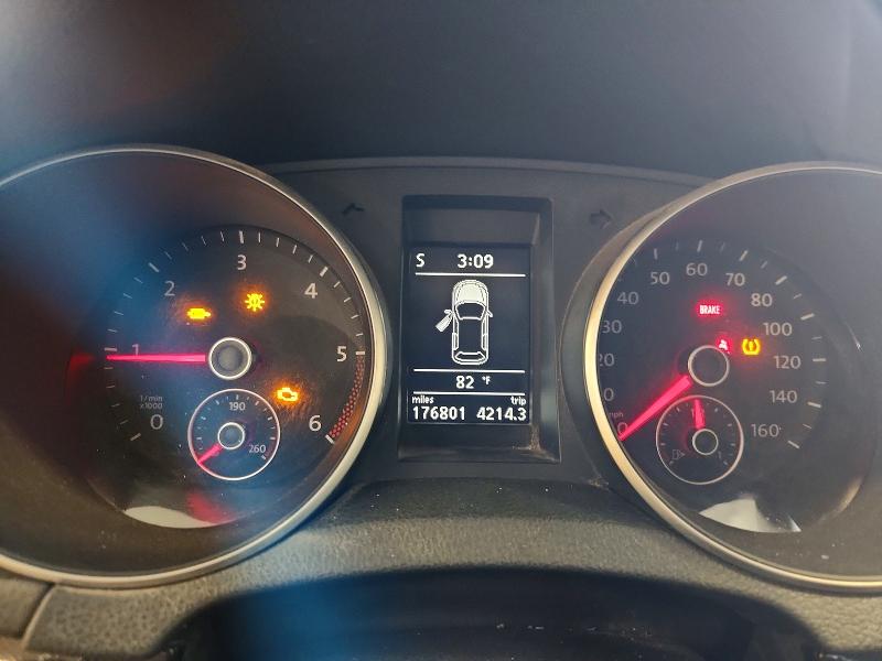 60436356 :رقم المزاد ، 3VWML7AJ9BM718894 vin ، 2011 Volkswagen Jetta مزاد بيع