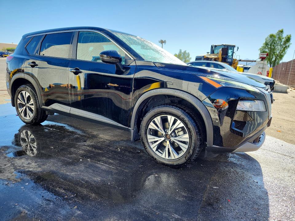 2022 Nissan Rogue მანქანა იყიდება აუქციონზე, vin: 5N1BT3BA7NC727631, აუქციონის ნომერი: 63252606