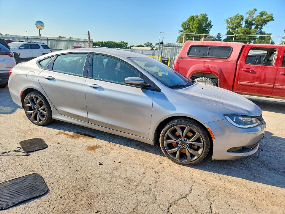 59694096 :رقم المزاد ، 1C3CCCBB7FN555984 vin ، 2015 Chrysler 200 مزاد بيع