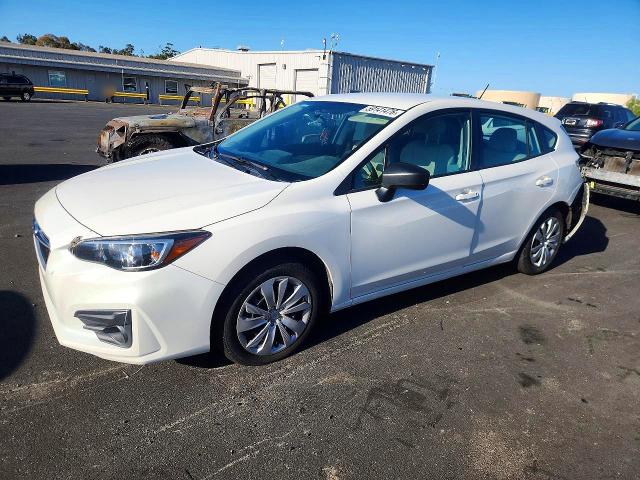 59141476 :رقم المزاد ، 4S3GTAA64J3707083 vin ، 2018 Subaru Impreza مزاد بيع